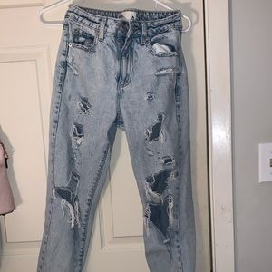 High wasted mom jeans